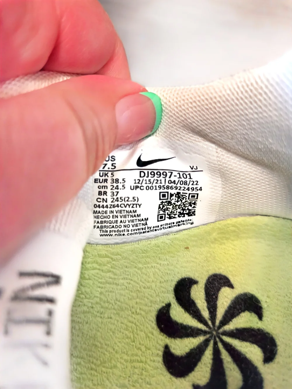 Nike like new
